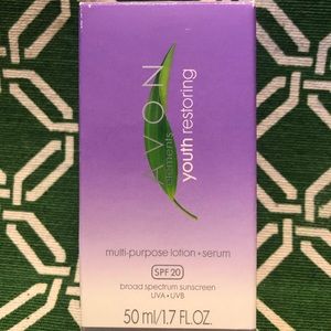 AVON youth restoring lotion